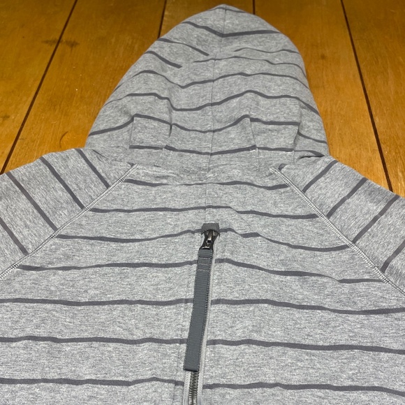 Lululemon Gray Stripe Rollin With My Omies Hoodie Sweatshirt Size XL - Picture 14 of 15